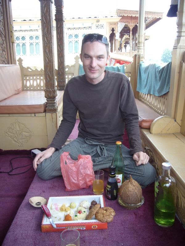 Travel - India - Kashmir - Srinagar - Coconut