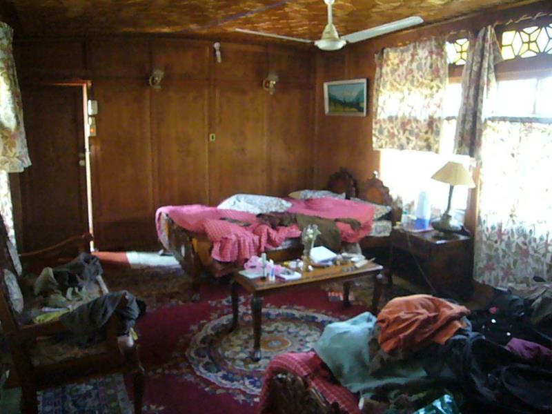 Travel - India - Kashmir - Srinagar - Houseboat