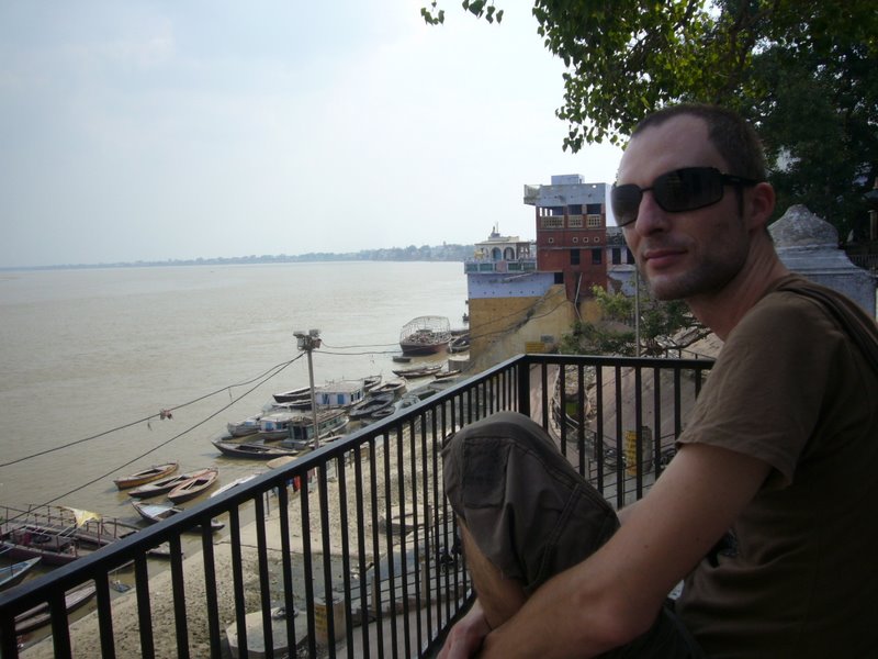 Travel - India - Varanasi - Gangaside