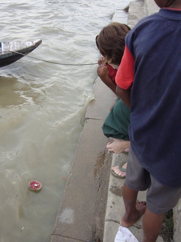 Travel - India - Varanasi - Ghats - Pooja