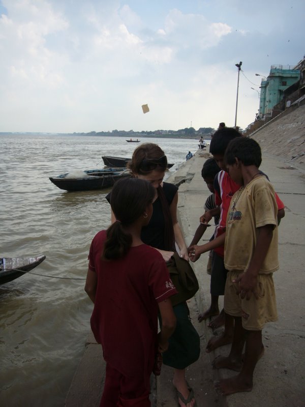 Travel - India - Varanasi - Ghats - Pooja