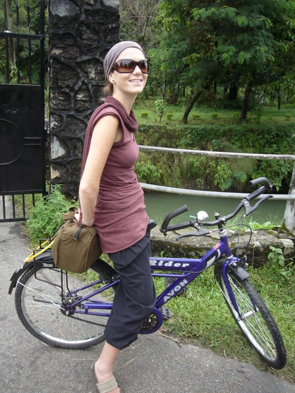 Travel - Nepal - Pokhara - Lakeside